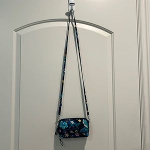 Vera Bradley purse / wallet